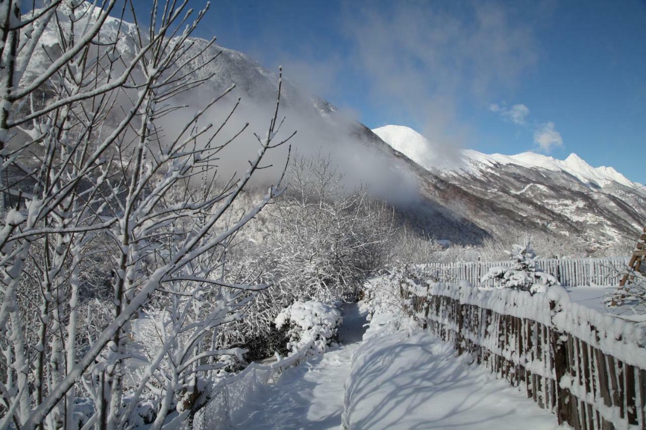 Roulottes Montagne Pyrenees Hotel Luz-Saint-Sauveur Ngoại thất bức ảnh
