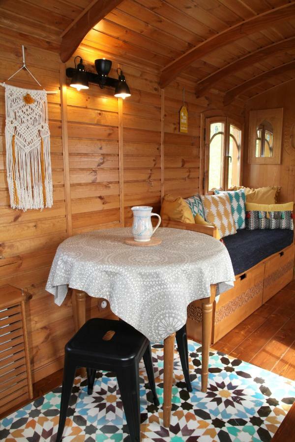 Roulottes Montagne Pyrenees Hotel Luz-Saint-Sauveur Ngoại thất bức ảnh