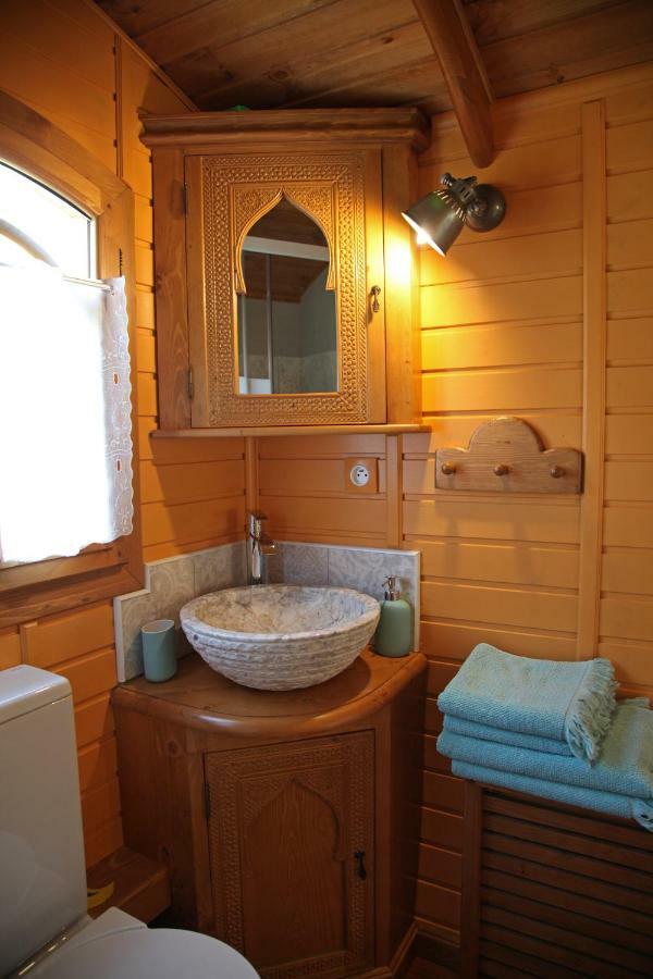 Roulottes Montagne Pyrenees Hotel Luz-Saint-Sauveur Ngoại thất bức ảnh